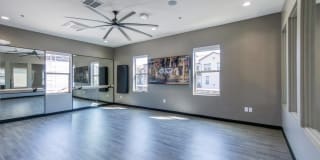Double R Living Gallery 25