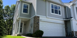 10530 Pond Curve Gallery 1