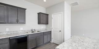 Republic Duplex for rent- with fence! Gallery 14