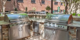 Courtyard at Jefferson Gallery 11