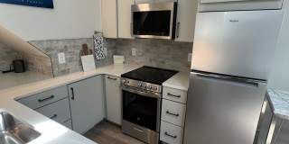 305 Bel Aire Drive - Studio Gallery 3