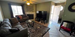 Beautiful 2bed / 2bath condo! Gallery 7