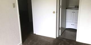 Garden Square Apartments    2 Bedroom 1 Bath Gallery 11