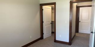 1123 Forestglen Drive Gallery 11