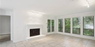 421 Warm Springs Gallery 9