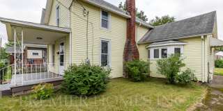Single-Family Home 2BR/1BA with Garage & Fenced Yard! -908 7th St NE Gallery 1