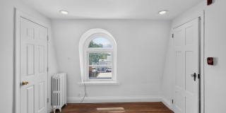 2124 SPRUCE Street Gallery 13