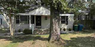 2809 N University Gallery 1