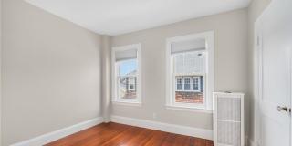 422 Wayland Avenue Gallery 27