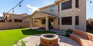 390 W Wisteria Place Gallery 35