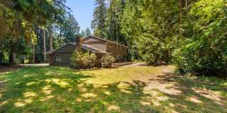 Woodinville Home with Spacious Layout & Updated Interior Gallery 5