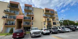 1975 W 44th Pl Gallery 1