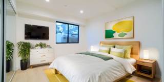 616 Mariposa Avenue Gallery 38