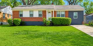 3558 Hallbrook St Gallery 1