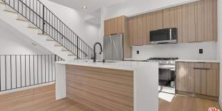 10842 Peach Grove St Gallery 3