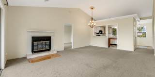 2-Bedroom, 2-Bathroom Condo with Stunning Downtown Views Gallery 5