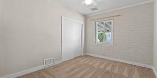 4517 N 10TH Avenue Gallery 15