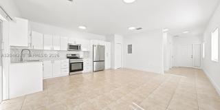 145 NE 60th St Gallery 5