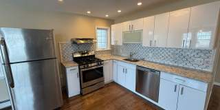 Mint 2 Bed/2 Bath Single-Family Home in Howard Beach! Gallery 6