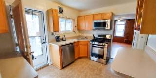 Charming and Sunlight 3BD, 1 BA in the Quaint DC Suburb of Mount Rainer, MD!!! Gallery 10