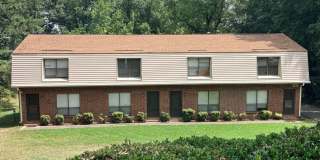165 Hunters Ln #B Gallery 1