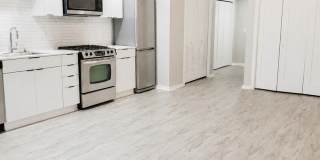 Beautifully Updated Seattle Studio Condo @ the Highly Desirable Parc-Belltown Community! Gallery 3