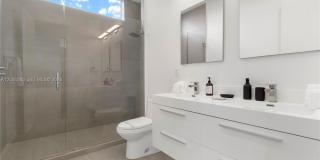 2217 NE 17th Ter Gallery 75