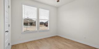 391 Branta Street Gallery 12