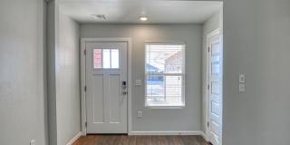 New Construction in Varenna Landing! Storm shelter and lawn care included! Gallery 5