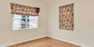 Beautiful & Spacious 4Bd 3.5Bath Home w/An Occupied Mother in Law Suite on Lower Level Gallery 48