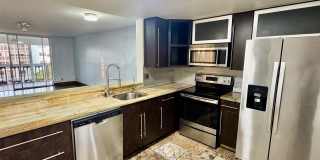 900 NE 12th Ave Gallery 1