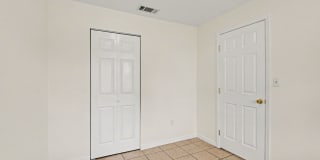 255 West Towne Pl Gallery 11
