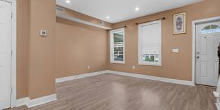 3 bedroom 1.5 bathroom in Central Park Heights - Poor Credit Considered Gallery 12