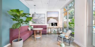 The Boulevard Gallery 27