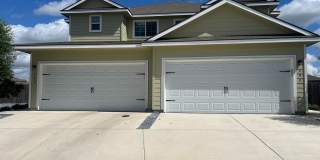 2-Story Luxury duplex in Seguin 2-Story Luxury duplex in Seguin Gallery 1