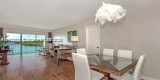 500 Bayview Dr Gallery 1