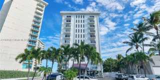 5313 Collins Ave Gallery 1