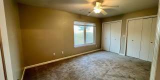 Condo for Rent in New Castle Gallery 11