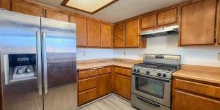 3 bedroom Home on 2 Acres Gallery 7