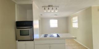 15 Audusson Ave Pensacola, FL 32507 MOVE IN SPECIAL: HALF OFF first full month of rent!!! Gallery 12