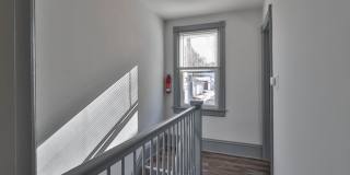 517 Schaffer Street Gallery 10