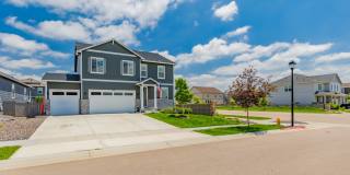 Stunning 4BR House in Berthoud Gallery 1
