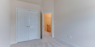 1008 HAMPTON Street Gallery 19