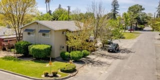 1749 Magnolia Street - 4 Gallery 1