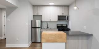 4004 North Bell Avenue Gallery 2