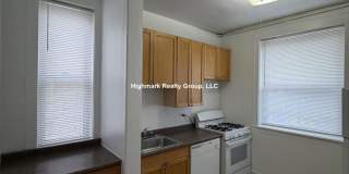 7507 North Greenview Ave. Gallery 10