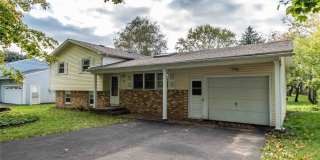 5 Adeane Drive W Gallery 1