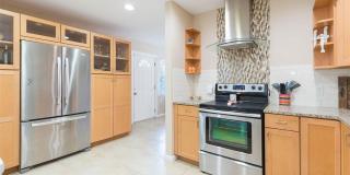 4206 W WISCONSIN AVENUE Gallery 14