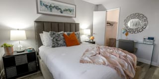 The Mod Apartments Gallery 9