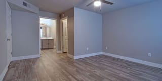 Paseo Park Gallery 18